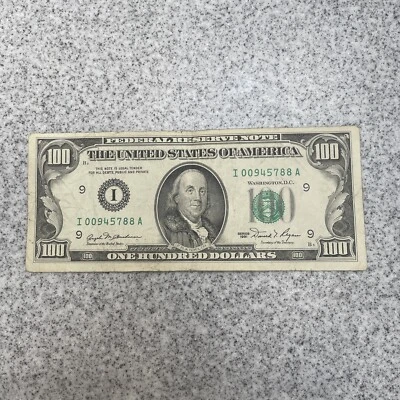 1981 $100 Hundred Dollar Bill Rare Federal Reserve Note Vintage 44 years old - Image 1 of 4