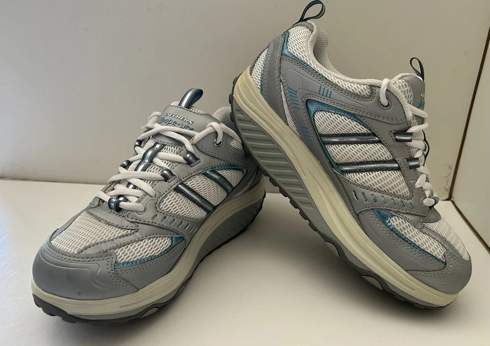 Zapatos para caminar tonificados SKETCHERS SHAPE UPS para mujer ~ 11814 ~ blanco plata azul ~ talla 8 Foto 1 de 4