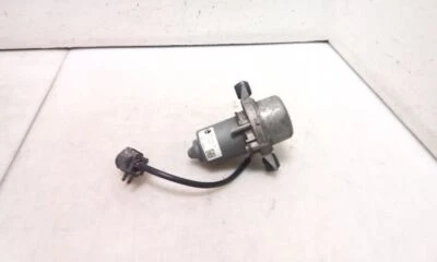Jeep JK Wrangler OEM Vacuum Pump 2012-2018 153724 - Image 1 of 4