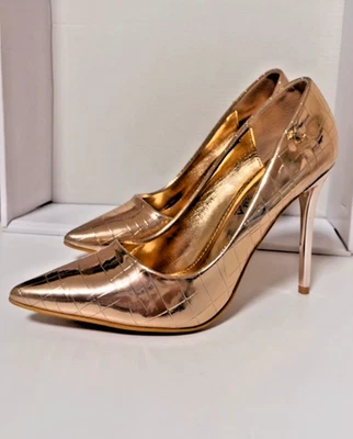 “Elegant Rose Gold High Heels Size 39, 10cm Stiletto, Worn Once slightly used ” - Image 1 of 4