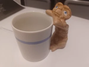 E.T. The Extraterrestrial 1983 Avon Universal Studios Vintage Vtg Coffee Cup Mug - Picture 1 of 7