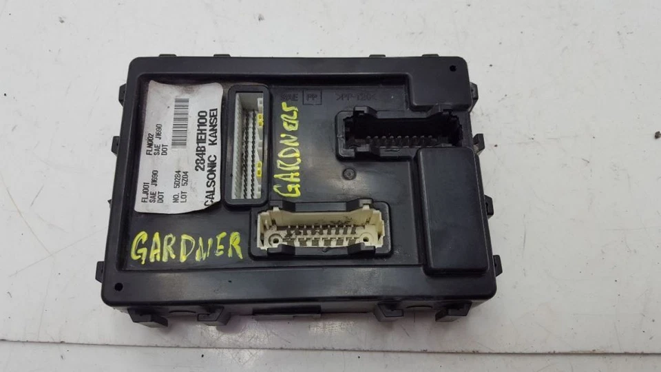 Módulo de control de carrocería BCM Infiniti M35 2006 Foto 1 de 4