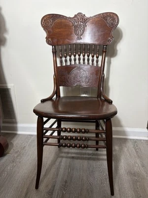 High End Vintage Solids Oak Pressed Back Rustic Country Style Dining Chair - Image 1 of 4