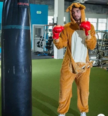 Mono canguro hombre Foto 1 de 4