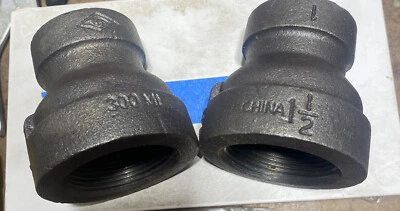 (2)- Reducing Coupling: Malleable Black Iron, 1 1/2 in x 1 in Pipe ,Class 300 - Image 1 of 2