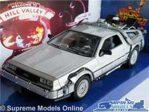 DELOREAN BACK TO THE FUTURE II 2 MODEL CAR 1:24 SCALE 1980'S FILM WELLY K8 - Picture 1 of 10