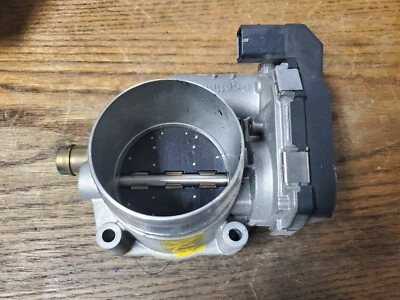 BMW OEM F10 F30 528i 2012-16 N20 2,0 L motor turbo carrocería acelerador módulo actuador Foto 1 de 4