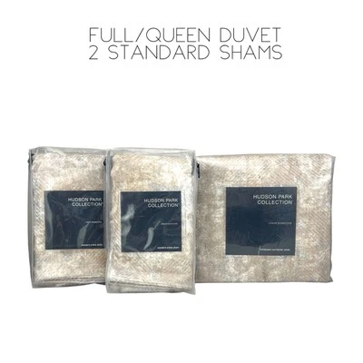 Hudson Park Linear Sandstone FULL / QUEEN Duvet Cover + 2 STANDARD Shams Set - Image 1 of 4