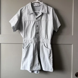 Pagliaccetto Zara donna grigio medio manica corta bottoni davanti utilità tasche scintillante - Foto 1 di 17
