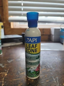 API LEAF ZONE Freshwater Aquarium Plant Fertilizer 8-Ounce Bottle - Picture 1 of 3