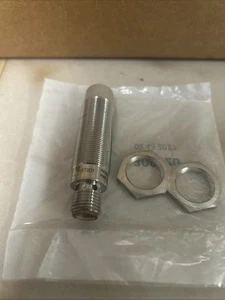 New IFM Efector IGT001 Proximity Switch Sensor - Picture 1 of 2