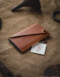 Funda iPhone 8 Plus iPhone 7 Plus con soporte para tarjetas marrón italiano cuero vegetal curtido - Imagen 1 de 151