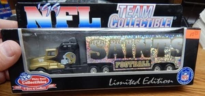1999 WHITE ROSE COLLECTIBLES NEW ORLEANS SAINTS TRACTOR TRAILER DIE CAST 1/80 - Picture 1 of 1