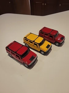 3 Stück Maisto Hummer H2 Diecast Modell Spielzeugauto 1:46 Friction Toy 4" Auto - Bild 1 von 6