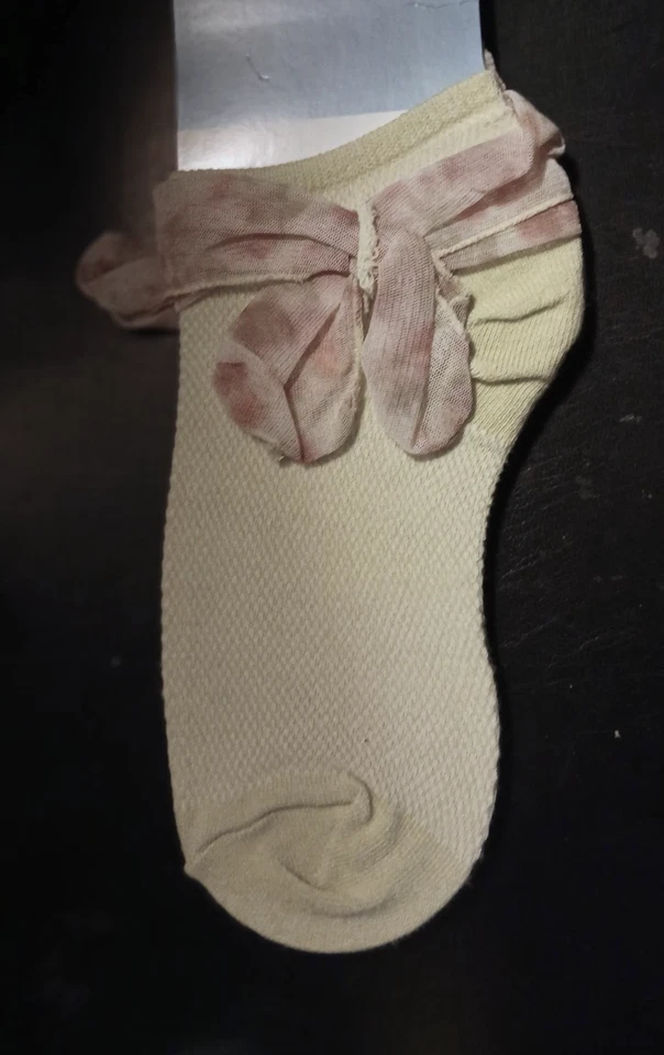 Calcetines Nine West con acento de corbata se adapta a zapatos talla 6 a 10 1/2, selecciona el color Foto 1 de 1