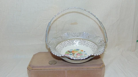 VINTAGE STAMPED ALUMINUM AND PORCELAIN FLORAL BASKET DISH FARBER & SHLEVIN N.Y Cover