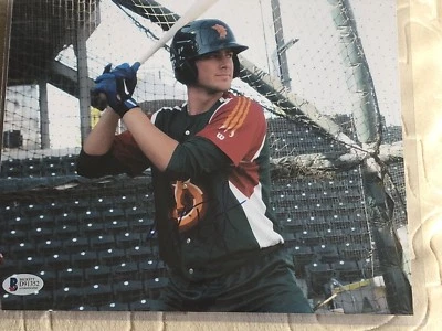 Kris Bryant Early Autographed Chicago Cubs 8x10 Beckett Authentic Photo - Image 1 of 3