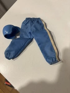 Big Jim Mattel Race Car Driver Azul Claro Casco Pantalones Solo Wolfpack PACK A7 - Imagen 1 de 6