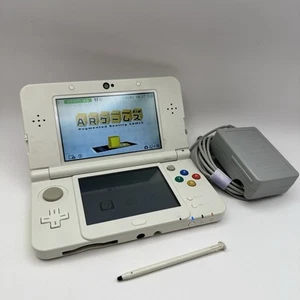 【Exc+5】 Nueva consola nintendo 3ds blanca NTCS-J Animal Crossing Dressing Plate - Imagen 1 de 22
