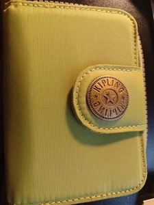 Kipling Green New Money Small Credit Card Wallet Zip Around Travel AC7793 Nylon - Picture 1 of 5