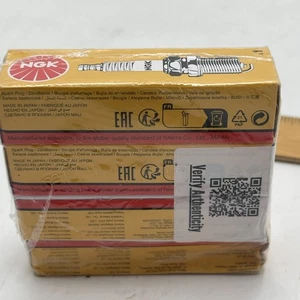 4 NGK CR9EK 4548 Spark Plugs Suzuki Motorcycle Boat Motor - Bild 1 von 2