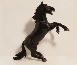 51009 Papo Horse : Reared Up Horse Black ref : 1PA509 - Picture 1 of 7