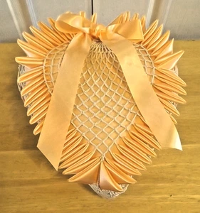 Cuscino stile cuscino vintage all'uncinetto grande spilla con nastro 11" per 10" - Foto 1 di 7