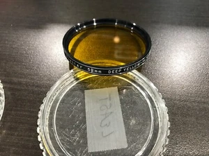 Vivitar 52mm Deep Yellow No. 15 Y{G) Filter Screw-in - Picture 1 of 3