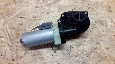 Volvo S40 V50 2004-2012 Front Left Side Power Seat Motor 0130002527 198389 104 - Image 1 of 3