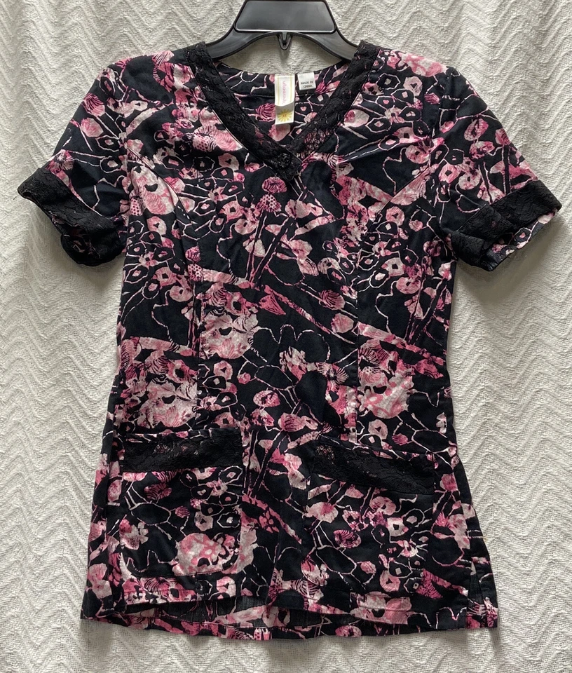 Blusa Médica Médica Urbane Multicolor Estampado Floral Talla XS Foto 1 de 4