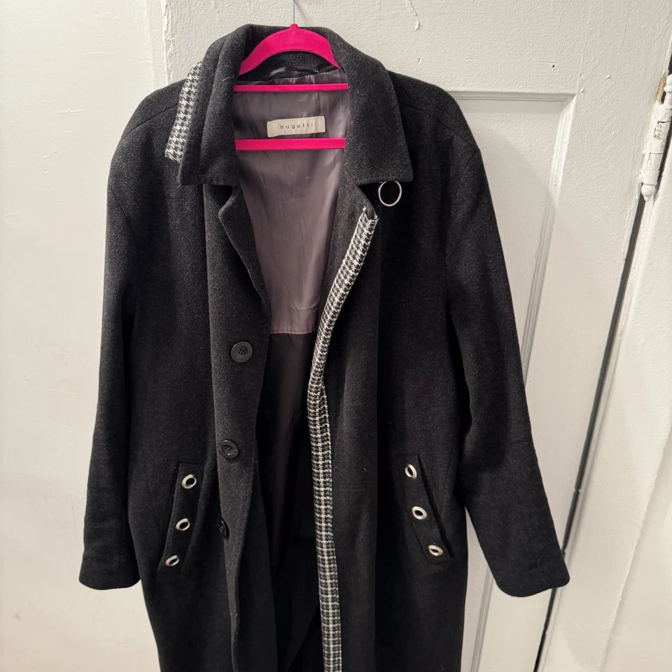 Bugatti Men’s Overcoat Retro Style Classic Pre-owned Good Condition Size xl - Image 1 of 4