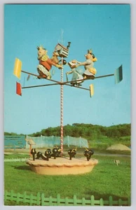 Postcard Storybook Land Wisconsin Dells - Sing A Song of Sixpence - Picture 1 of 3