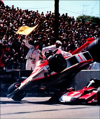 Mario Andretti Racing Crash 1994 impresión vintage 1977 Gran Premio de Estados Unidos Long Beach Foto 1 de 3