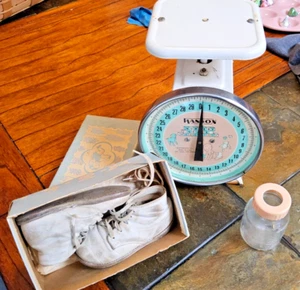 Mid Century Modern Hanson Baby Nursery Scale, Baby shoes & Bottle - Picture 1 of 5