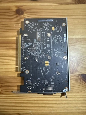 Tarjeta de video Apple Mac Pro A1310 NVIDIA GeForce GT 120 512 MB GPU GDDR3 SDR Foto 1 de 2