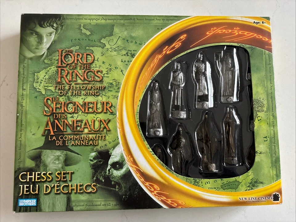 Juego de ajedrez LOTR The Fellowship of the Ring caja abierta nunca usado edición Canadá Foto 1 de 4