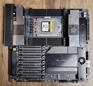 Carte mère ASUS Pro WS WRX90E-SAGE SE EEB Workstation, AMD, DDR5 -NE FONCTIONNE PAS - - Photo 1/7