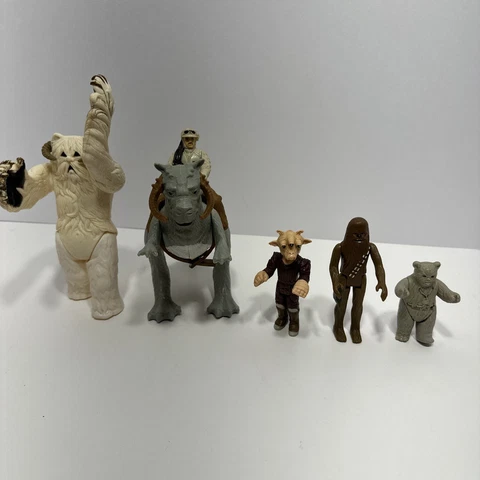 1979-81 VINTAGE STAR WARS OPEN BELLY TAUNTAUN  WAMPA  4 ACTION FIGURES Cover
