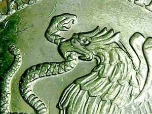 Die Chip Error in 50 cents Mexico 2019 and 2015 ( 2 coins)  - Picture 1 of 11