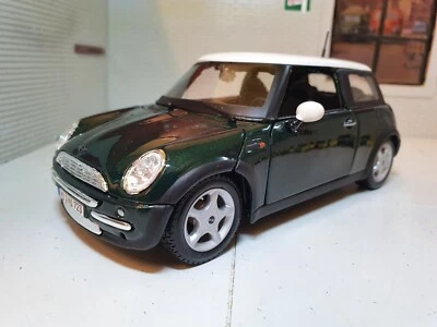 Mini One Cooper R50 Green R53 Racing Diecast 1:24 Scale Model Car Maisto BNIB - Image 1 of 4