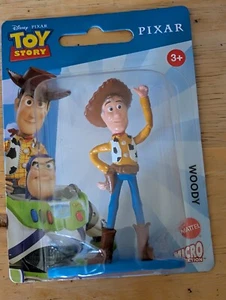 Minifigure Disney Toy Story Woody - circa Altezza 2 3/4 pollici nuova mai aperta - Foto 1 di 2