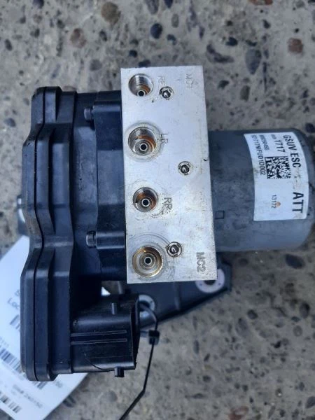 2013 BUICK ENCORE ABS Anti-Lock Brake Part Assembly 95911079  - Image 1 of 4