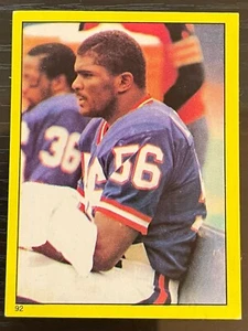 1982 Topps Stickers #92 Lawrence Taylor Rookie - Picture 1 of 2