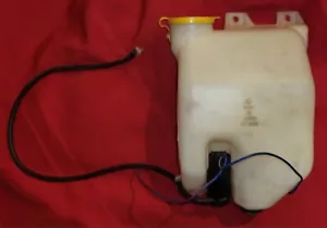 90-97 Subaru OEM Washer Tank Reservoir Bottle Front Single Pump 86631AA010 JDM - Bild 1 von 5