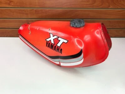 83 Yamaha XT250 XT 250 OEM tanque de combustible de gasolina bote de gasolina tapa de llave 6-D Foto 1 de 4
