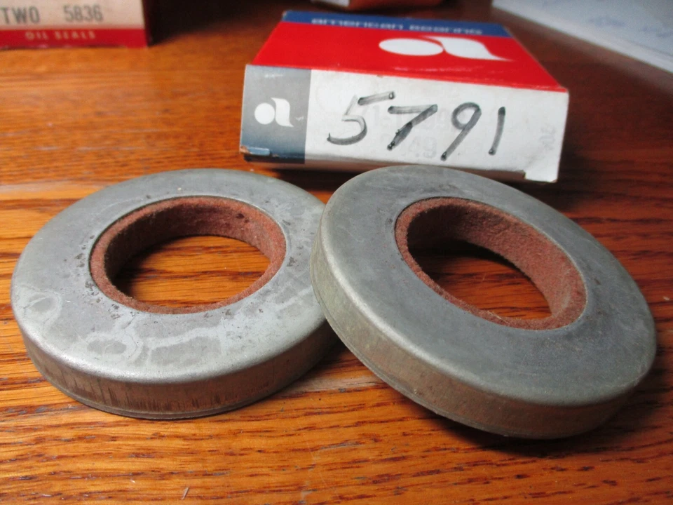 1932 933 1934 32 33 34 + NASH + Rear Wheel Inner Seals + NOS Foto 1 de 1