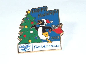 Happy Holidays First American Title Co. 2003 botón de prendedor de Navidad - Imagen 1 de 2
