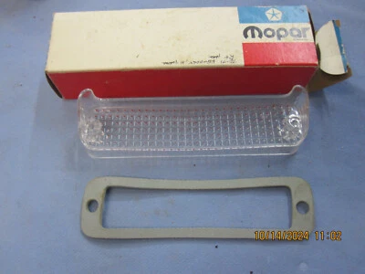Nuevo de Lote Antiguo 1970 1971 Chrysler Newport New Yorker RH Lente de Estacionamiento Mopar 3420630 Foto 1 de 4