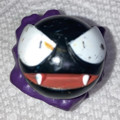 TOMY NINTENDO POKÉMON 1.5” GHASTLY  COLLECTIBLE FIGURE! - Image 1 of 4