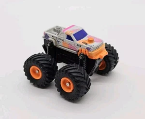 Micro Machines Tuff Trax Pick Up Monster Truck Hot Ride Mega Spring RCX - Picture 1 of 5